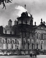 The wartime role of Country houses